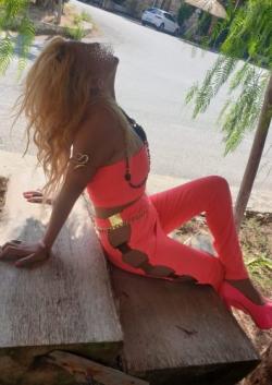 Kendine Güvenen ve Cazibeli Şişli Escort Bayan Arkadaşlar