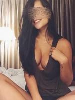 Ataköy'de Rakipsiz Escort: Bakışlarıyla Büyüleyen