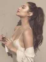 Çekici doyumsuz Ilkyaz